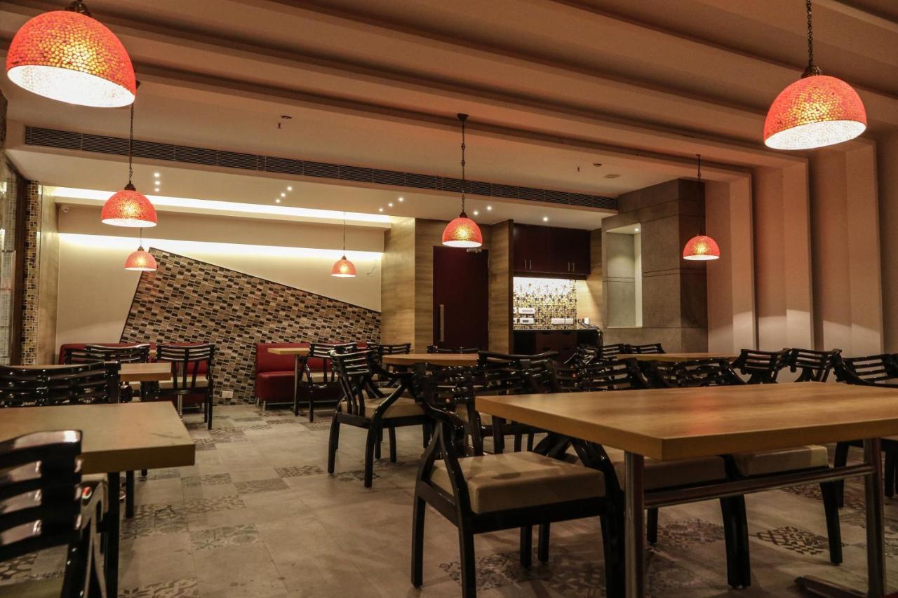 The Grand Asansol Hotel Екстериор снимка