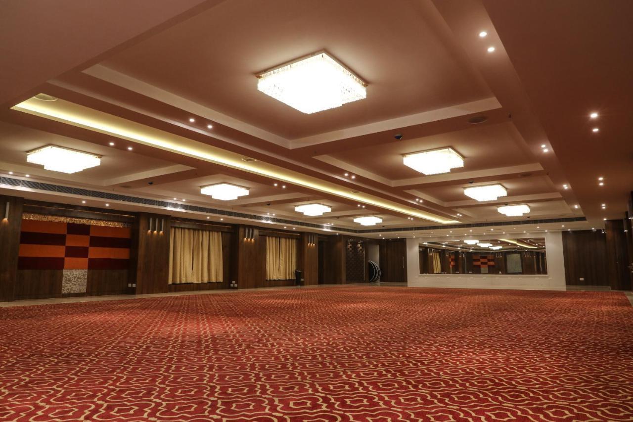The Grand Asansol Hotel Екстериор снимка